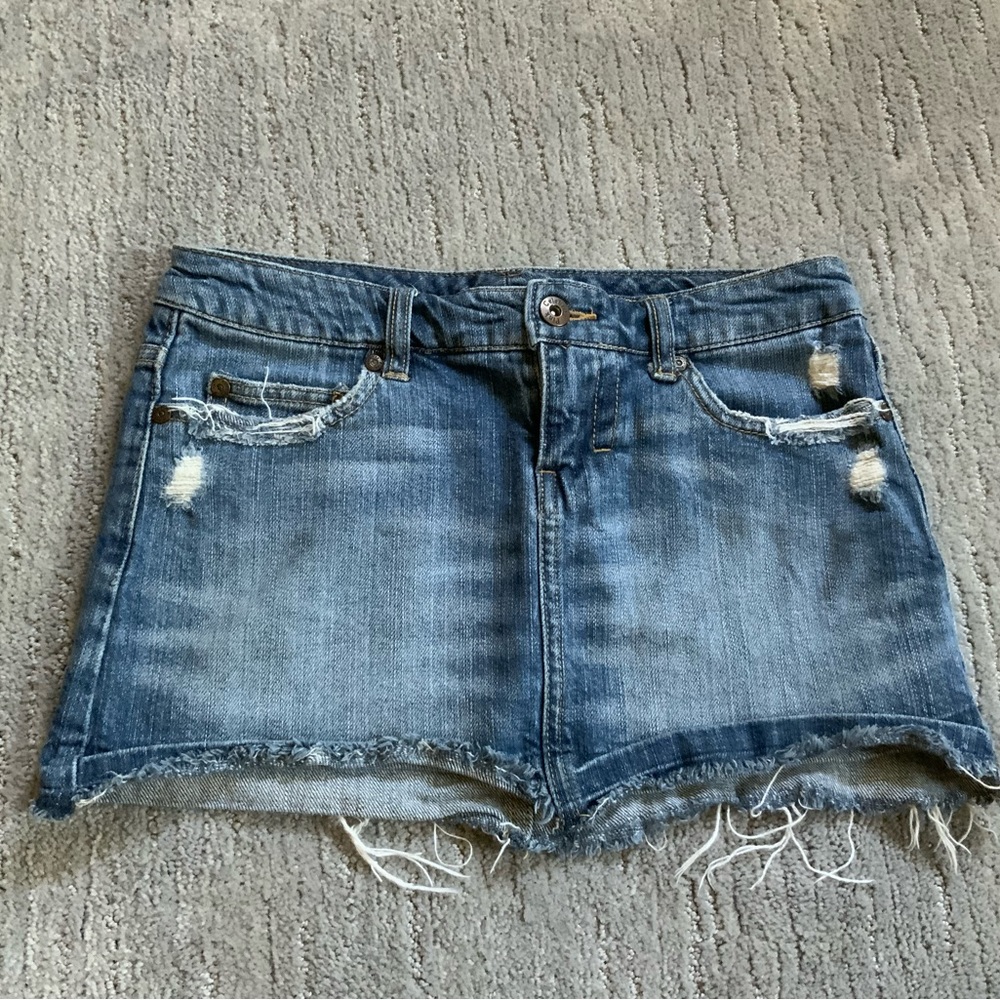 Jean Skirt	Celebrity Pink	Size 3